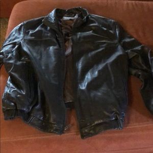 Men’s brown Izod leather jacket